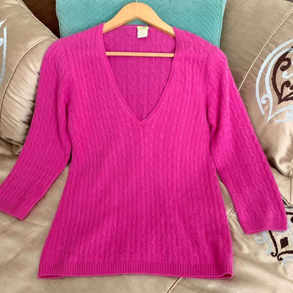 J. Crew Cashmere Cable-Knit V-Neck Sweater in Fuchsia